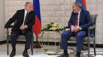 АЗЕРБАЙДЖАН. В Кремле рассказали о телефонном разговоре Путина с Пашиняном