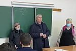 ЧЕЧНЯ.  Л. Дадаев провёл беседу с учащимися школы