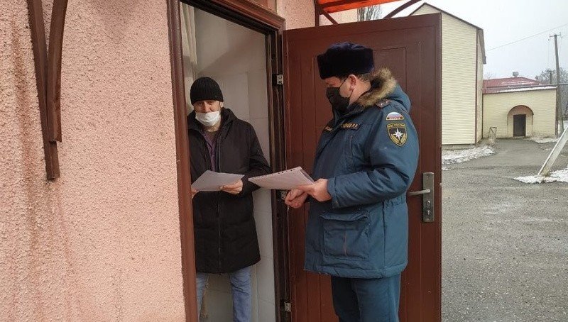 ЧЕЧНЯ. Сотрудники МЧС напомнили жителям ЧР о пожарной безопасности в домах и квартирах