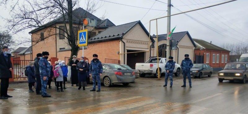 ЧЕЧНЯ. В Ачхой-Мартановском муниципальном районе Чеченской Республики прошла акция «Пешеход»