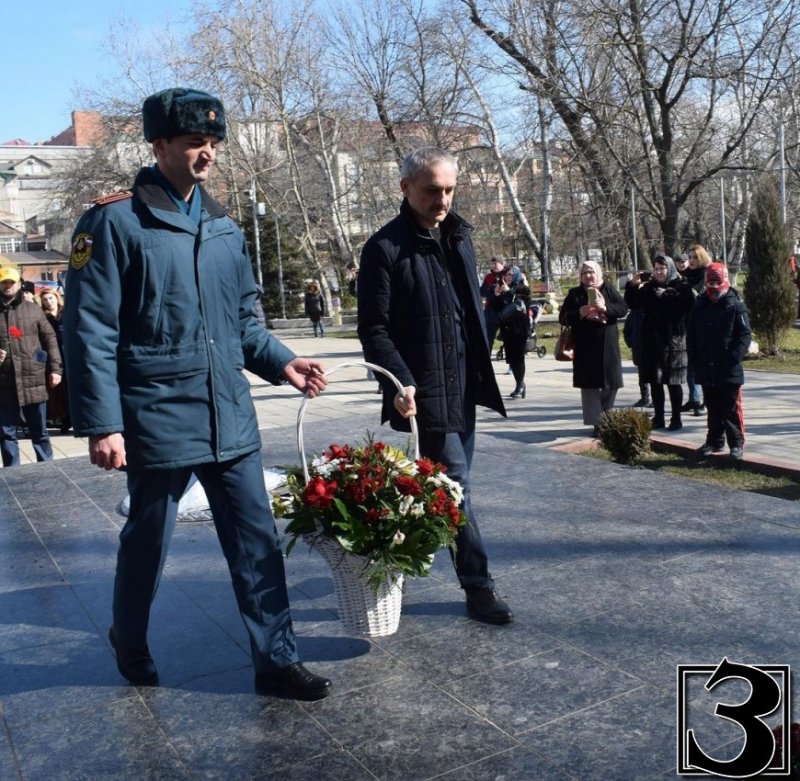 ДАГЕСТАН. Акция "Ленточка памяти" прошла в Махачкале