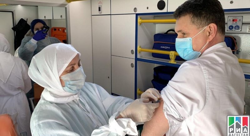 ДАГЕСТАН. Сотрудники Управления Роспотребнадзора по РД прошли вакцинацию от COVID-19