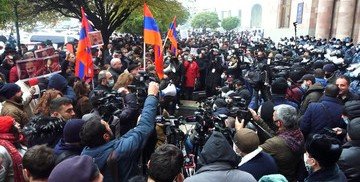 КАРАБАХ. Оппозиция не прекратит протесты, пока Пашинян не уйдет