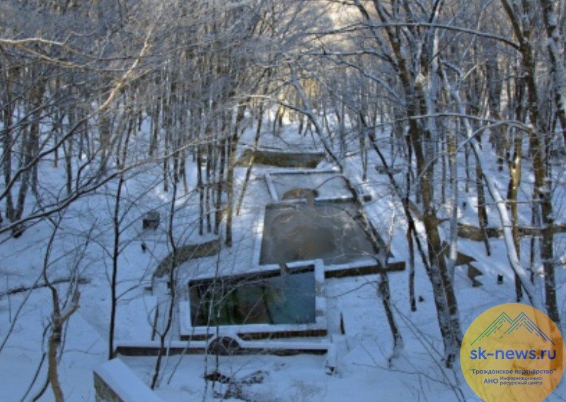 КБР. «Скорая помощь» оказалась в снежном плену с пациенткой на Холодных родниках Ставрополя
