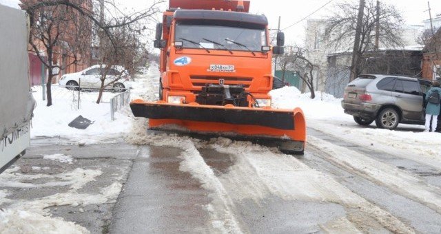 КРАСНОДАР. На Кубани продлено до 17 февраля штормовое предупреждение по снегопаду