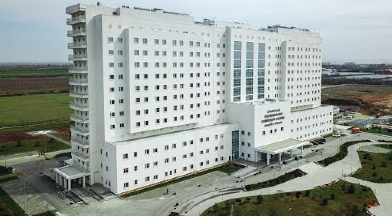 КРЫМ. К новому медцентру в Крыму пустили троллейбус
