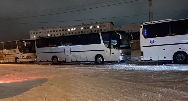 КРЫМ. В Керчи расселяют пассажиров автобусов, вынужденно задержавшихся из-за снегопада