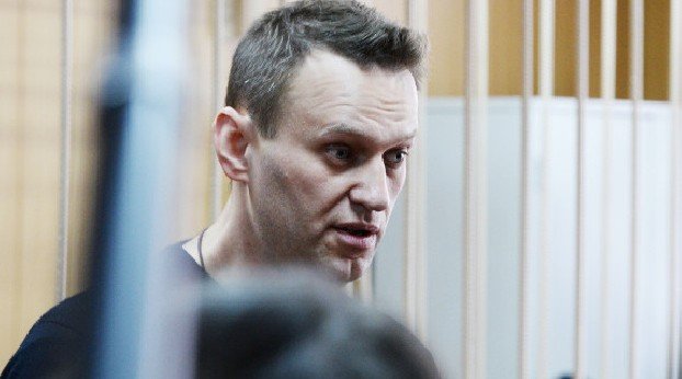 Представитель ФСИН просит суд заменить Навальному условный срок на 3,5 года колонии