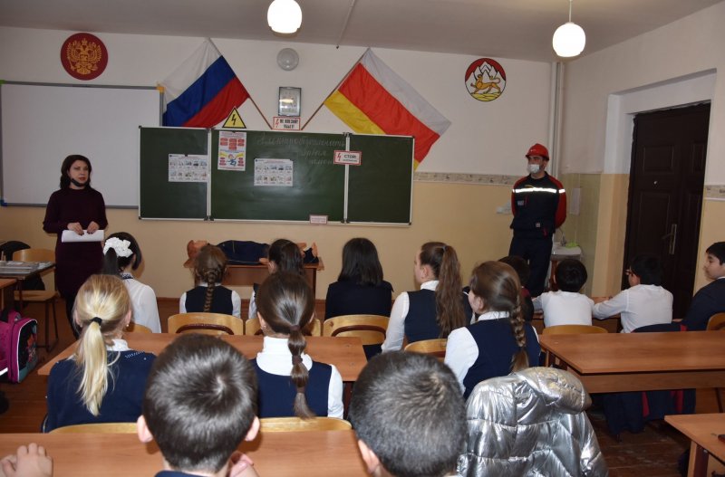 С. ОСЕТИЯ. «Россети Северный Кавказ» продолжают знакомить школьников с правилами безопасного обращения с электричеством
