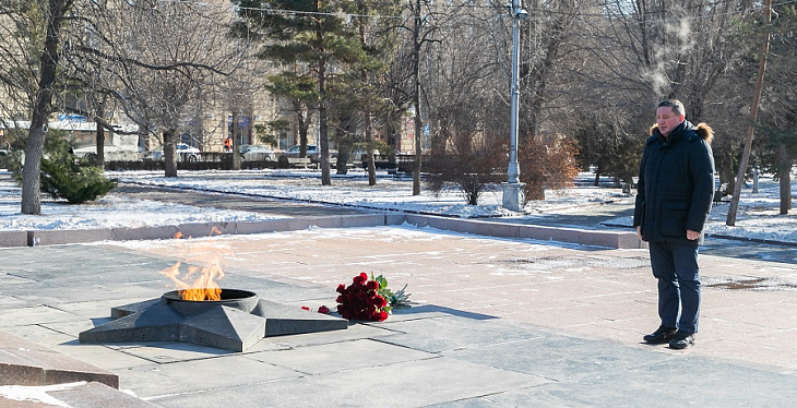 ВОЛГОГРАД. В Волгограде почтили память защитников Отечества
