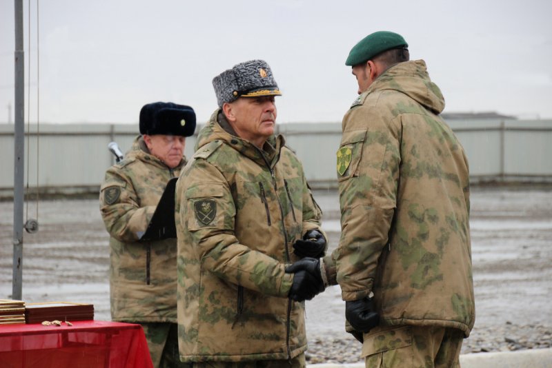 ЧЕЧНЯ. В ОГВ(с) поздравили военнослужащих отряда специального назначения с окончанием служебной командировки