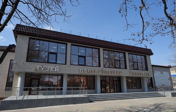 АДЫГЕЯ. Представители Совфеда осмотрели отремонтированные учреждения культуры