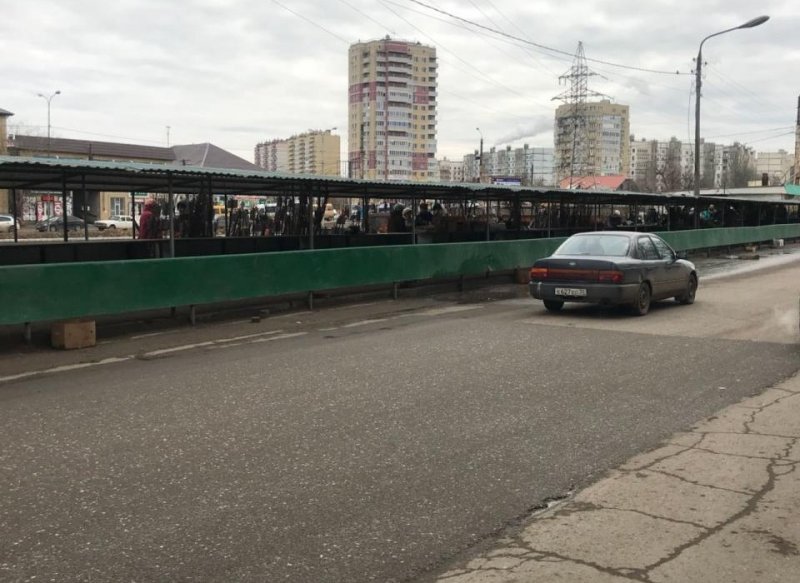 АСТРАХАНЬ. В Астрахани начали работу мини-ярмарки «Зеленые ряды»