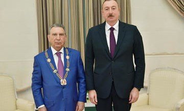 АЗЕРБАЙДЖАН. Рамиз Мехтиев и Али Гасанов выведены из руководства правящей партии Азербайджана