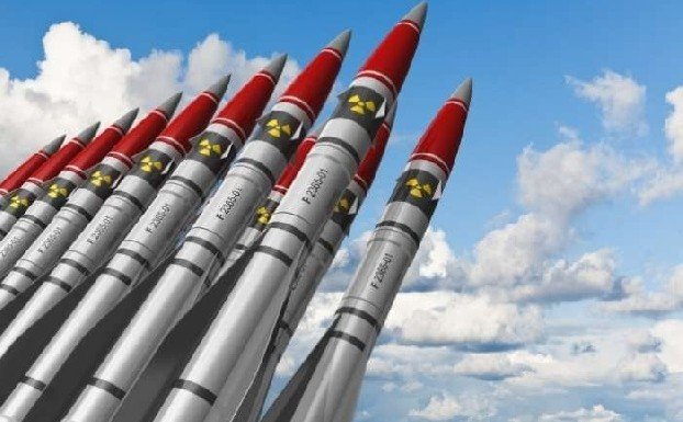 Британия увеличит ядерный потенциал на 40%, доведя количество боеголовок до 260