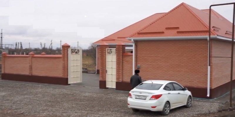 ЧЕЧНЯ. Фонд Кадырова построил новый дом для семьи из ст. Ново-Щедринская