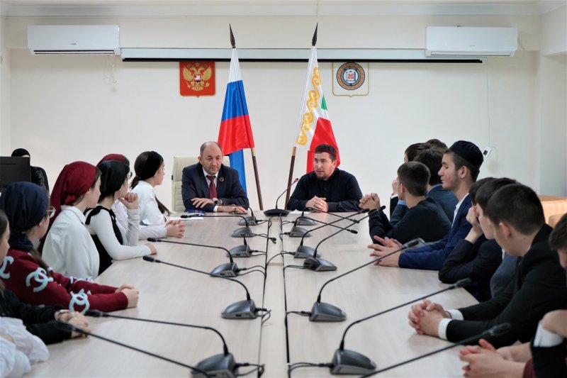 ЧЕЧНЯ. Одаренных детей ЧР подготовят к всероссийским и международным олимпиадам и соревнованиям