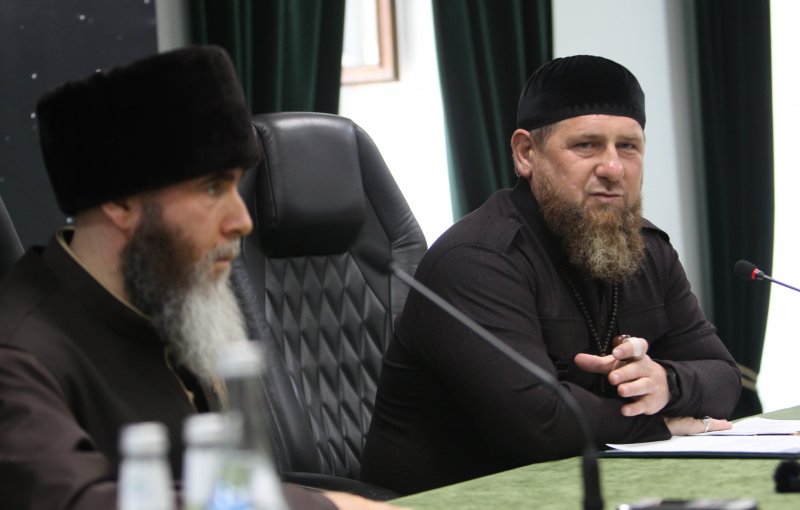 ЧЕЧНЯ. Рамзан Кадыров обсудил с муфтием ЧР вопросы реконструкции мечетей в Хомсе и Алеппо