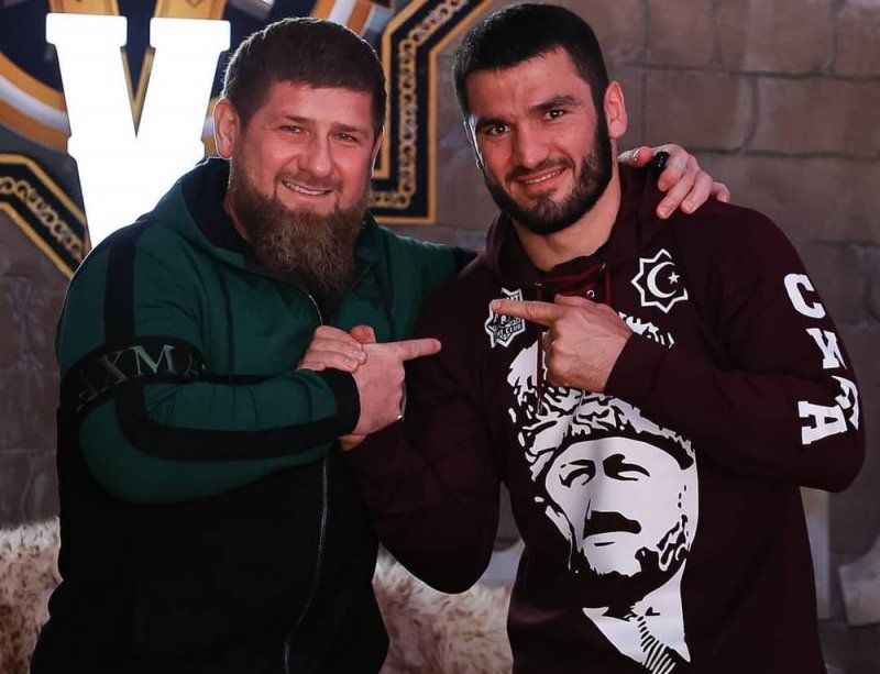 ЧЕЧНЯ. Рамзан Кадыров пожелал удачи Артуру Бетербиеву в грядущем бою