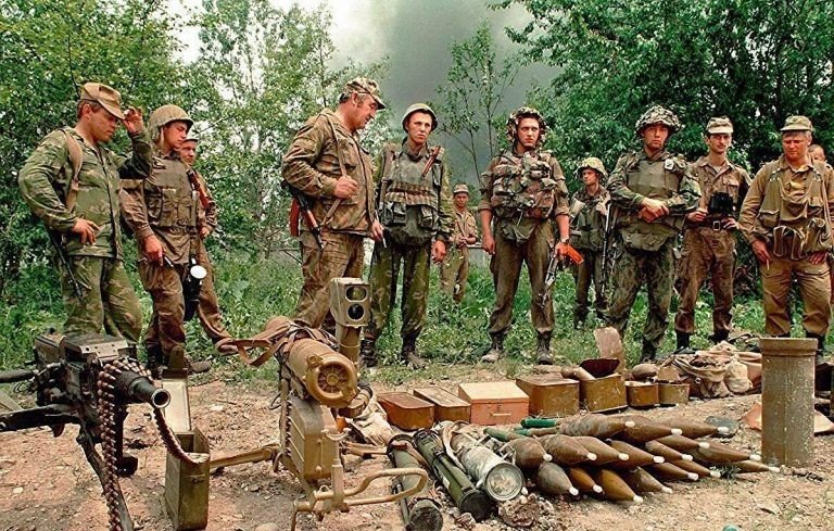 ЧЕЧНЯ. Как это было. Сколько зарабатывали солдаты на чеченской войне?