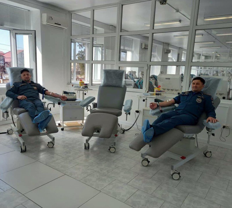 ЧЕЧНЯ. В Чеченской Республике сотрудники МЧС приняли участие в донорской акции