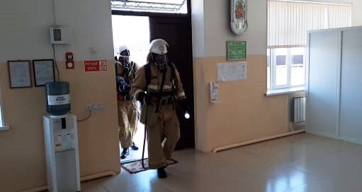ЧЕЧНЯ. В образовательной школе Шаами-Юрта пожарные провели тренировку