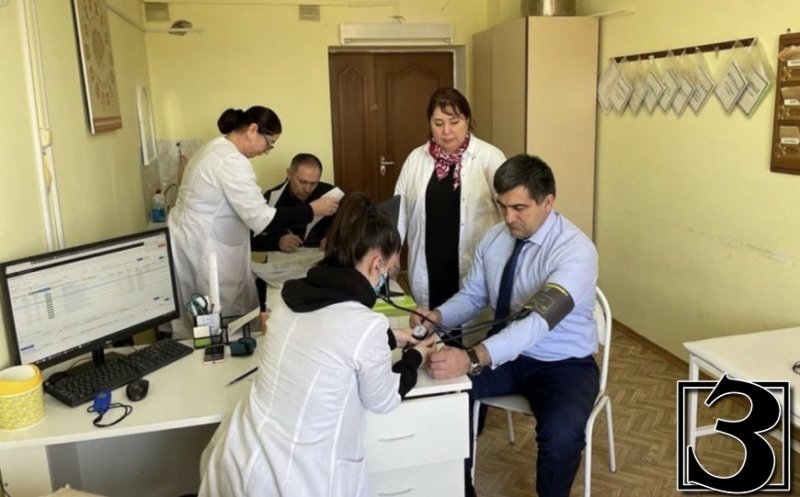 ДАГЕСТАН. Сотрудники Администрации Главы и Правительства Дагестана проходят вакцинацию от коронавируса