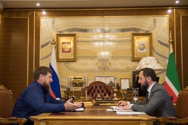 Глава Чеченской Республики обсудил развитие туристической отрасли с министром ЧР по туризму Муслимом Байтазиевым