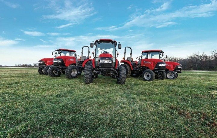 КЧР. Тракторный парк Карачаево-Черкесии обновился новыми тракторами, в том числе импортного производства