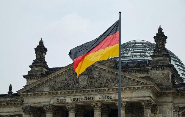 Власти Германии расследуют случаи получения антикризисных пособий исламистами