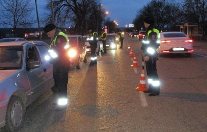 АДЫГЕЯ. В Адыгее 2 апреля состоялся массовые проверки водителей автотранспорта
