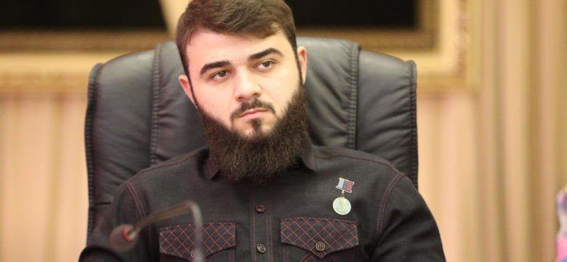 ЧЕЧНЯ. Хамзат Кадыров: Молодые люди, не пропускавшие в Рамадан утренние молитвы в мечети «Сердце Чечни» получат подарки от Фонда Кадырова