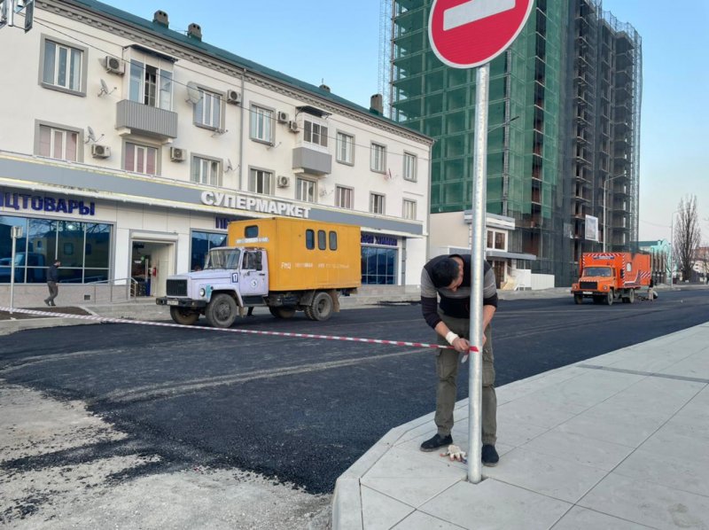 ЧЕЧНЯ. На проспекте им. А.А. Кадырова началась укладка асфальта