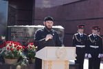 ЧЕЧНЯ.  В День мира в Чеченской Республике состоялось возложение цветов к обелиску Ахмата-Хаджи Кадырова