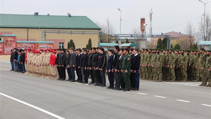 ЧЕЧНЯ. В Грозном, на базе полка Росгвардии имени Героя России Ахмата-Хаджи Кадырова, состоялся день призывника