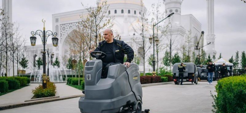 ЧЕЧНЯ. В Шали  проведены работы по очистке мечети имени Пророка Мухаммада (ﷺ)