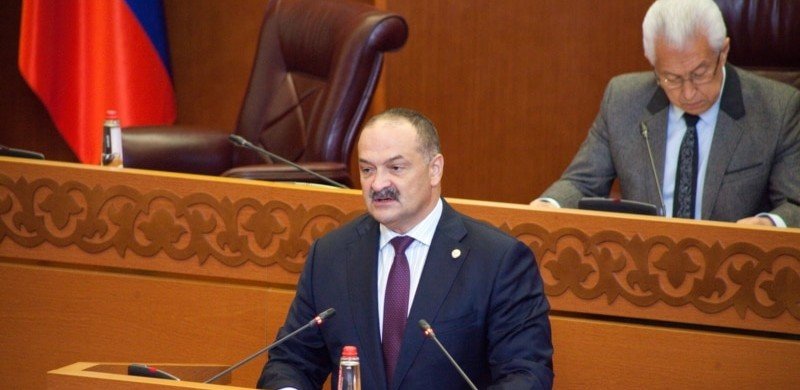 ЧЕЧНЯ. Врио главы Дагестана С. Меликов призвал чиновников улучшить отношения с соседями