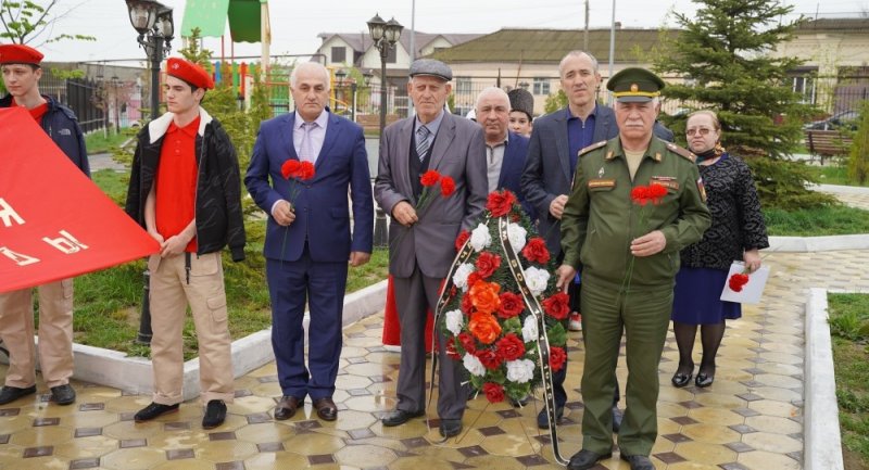 ДАГЕСТАН. В Хасавюртовском районе у Мемориалов и Памятников ВОВ открыли «Вахту Памяти – 2021»