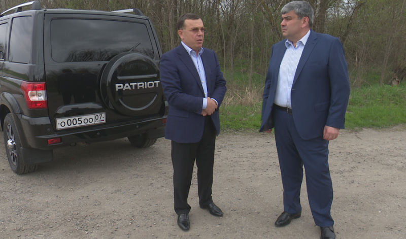 КБР. Глава КБР Казбек Коков проинспектировал дорожный ремонт в пяти районах республики