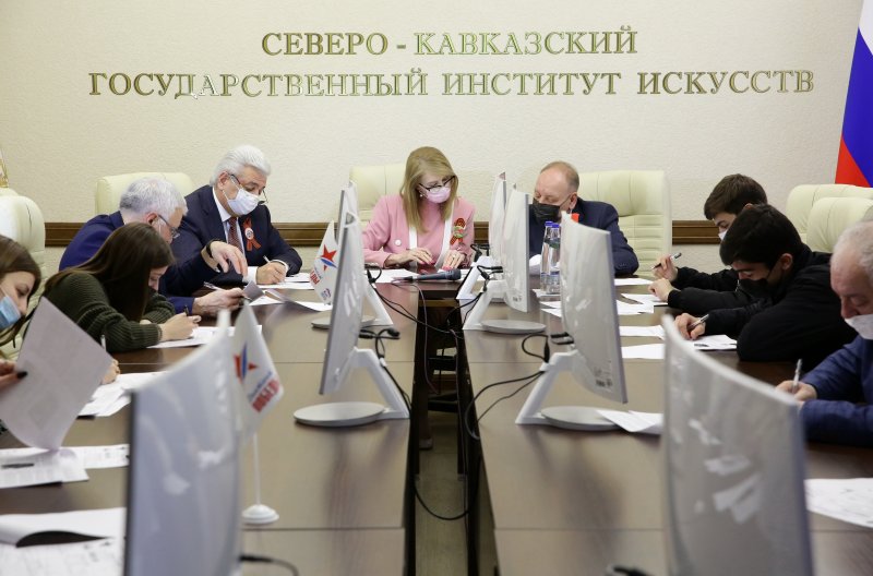 КБР. Парламентарии присоединились к Всероссийской акции "Диктант Победы"