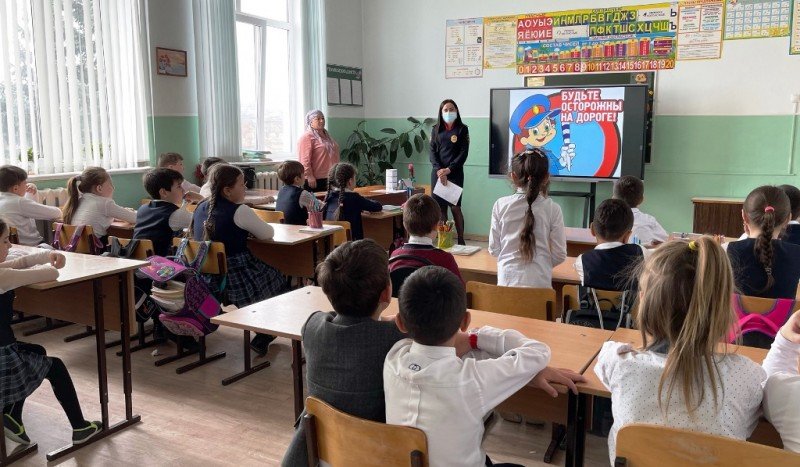КБР. В районных школах Кабардино-Балкарии стартовала акция «Весна дорожной безопасности»