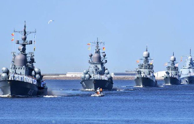 Корабли ВМФ России вышли в море в районе Крыма на межвидовые учения