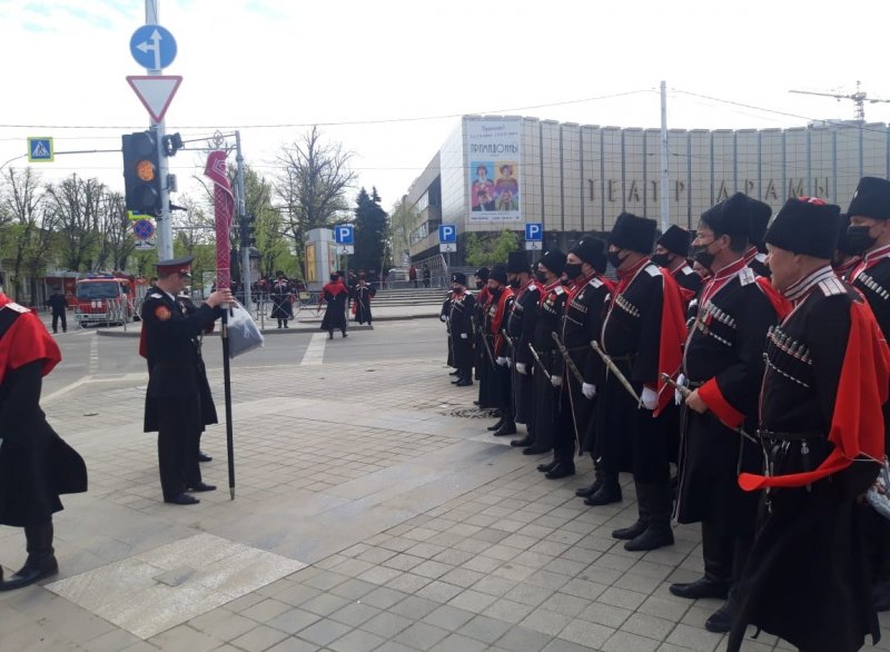 КРАСНОДАР. На Главной городской площади Краснодара прошел парад Кубанского казачьего войска