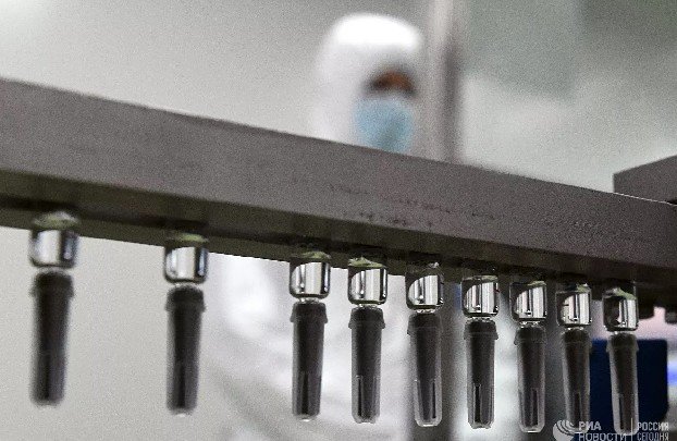 Первую и единственную в мире вакцину против COVID-19 для животных зарегистрировала РФ