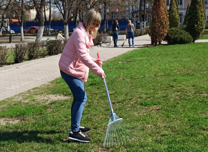 РОСТОВ. 1284 жителя казачьей столицы приняли участие в общегородском субботнике
