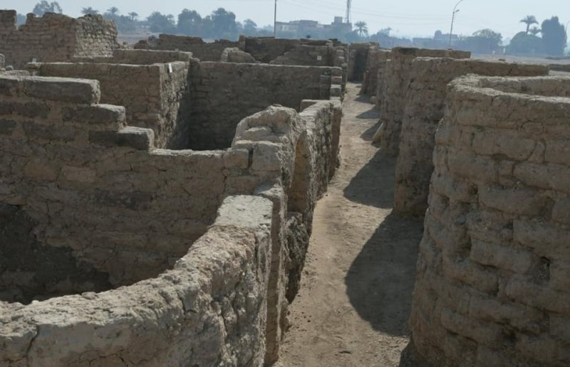 Возле Луксора в Египте обнаружили затерянный Золотой город