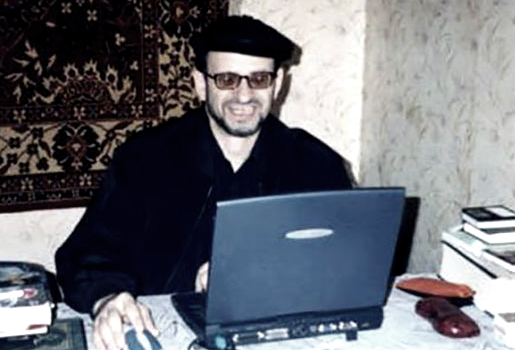 ЧЕЧНЯ. Чеченский поэт, писатель и журналист Ильман Юсупов