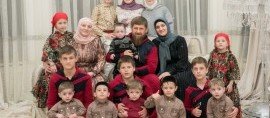 ЧЕЧНЯ. Айшат Кадырова пригласила семью на ифтар