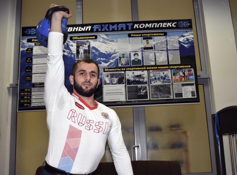 ЧЕЧНЯ. Чеченский гиревик стал победителем чемпионата Европы