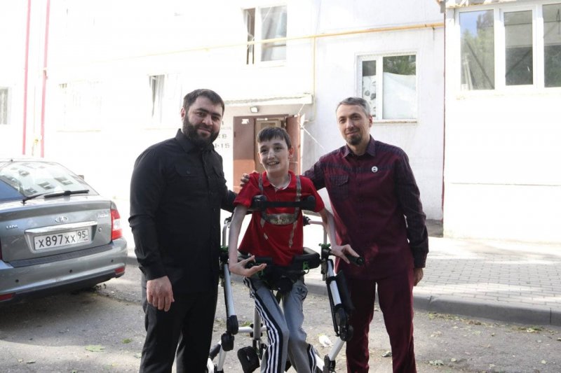 ЧЕЧНЯ. Фонд Кадырова подарил мальчику с ДЦП возможность «увидеть мир в движении»